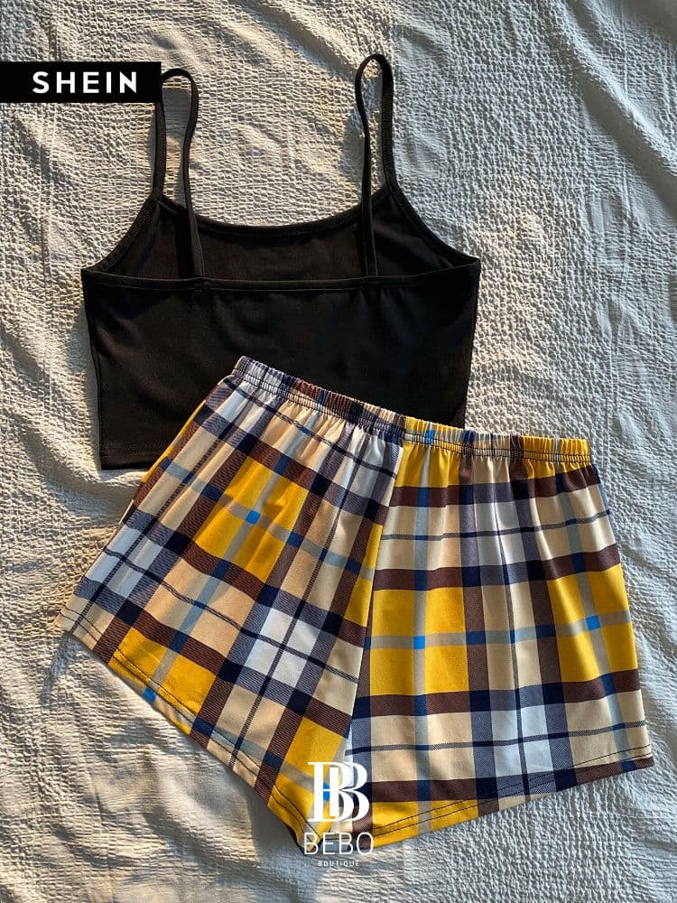 طقم بيجامة حرف مع طباعة مربع النقش ربطة امامية