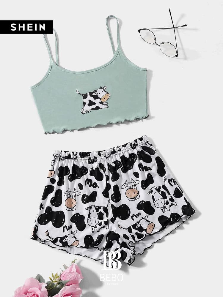 طقم بيجامة مقلم خس بطباعة بقرة